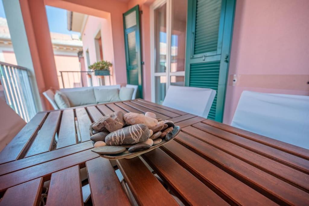 Seaview Cavi B. 100Mt Dal Mare Lejlighed Lavagna Eksteriør billede